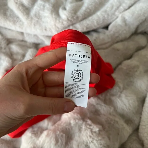 Athleta Momentum Seamless Tee in color Cardinal - Picture 4 of 7